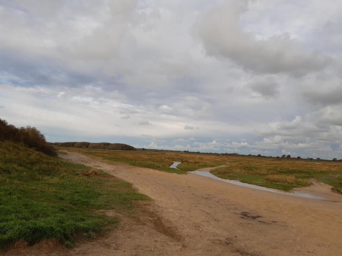 L Ilot De La Baie, Super Studio 4P Face A La Mer, Parking Gratuit, Wifi, Classe 2 Etoiles A Fort Mahon Plage, Baie De Somme Apartment Exterior foto